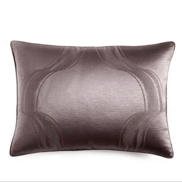 Hotel Collection Contour (1) King Sham - Picture 1 of 4